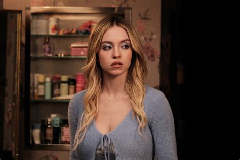 Sydney Sweeney’s Boobs Are Not That Big